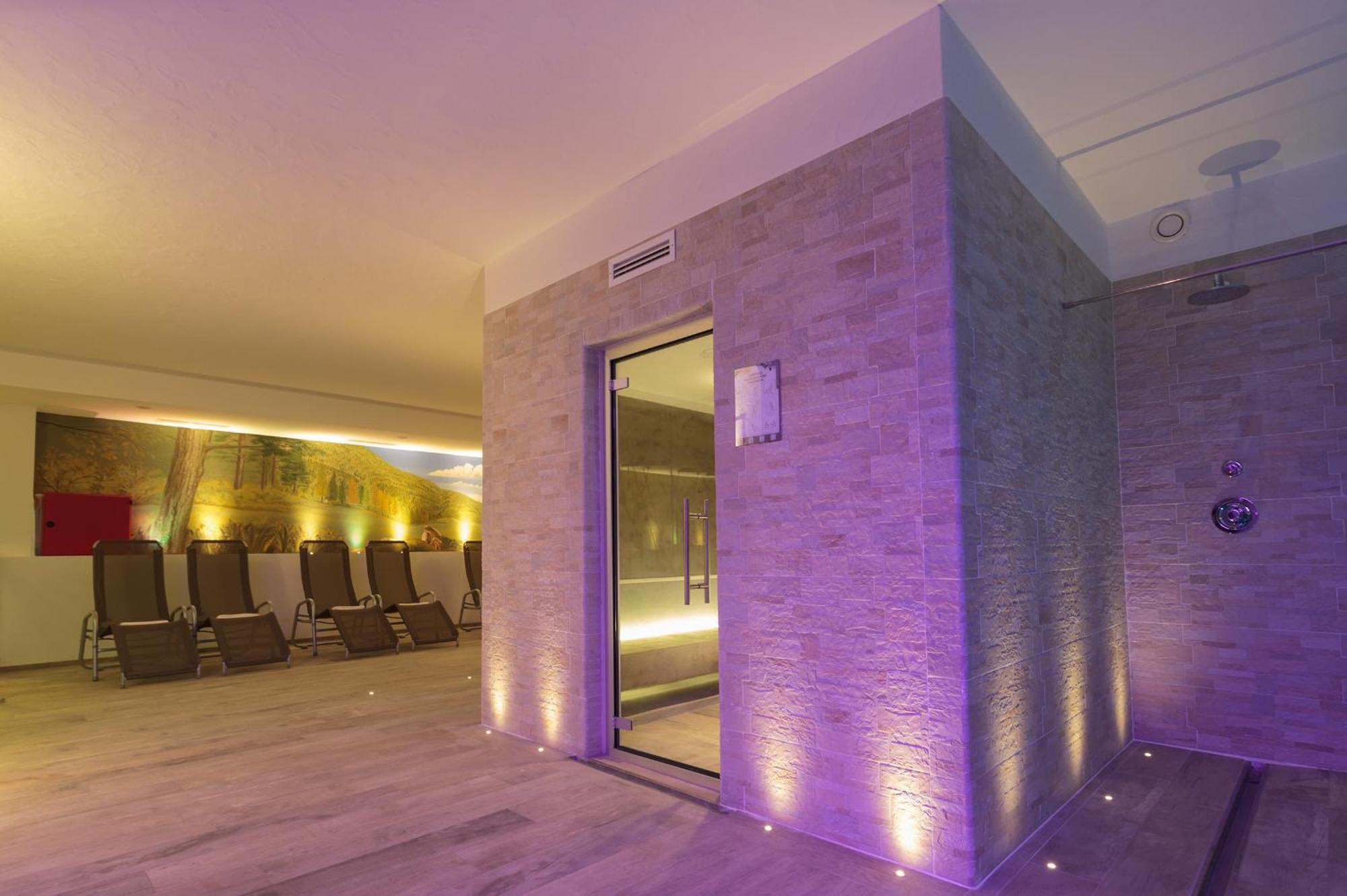 Residence Hotel Santa Maria Piscina E Wellness Peio Fonti Exteriér fotografie